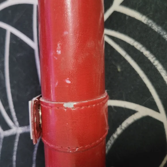 Revlon Bold Red Eye Glass Case - Picture 3 of 8